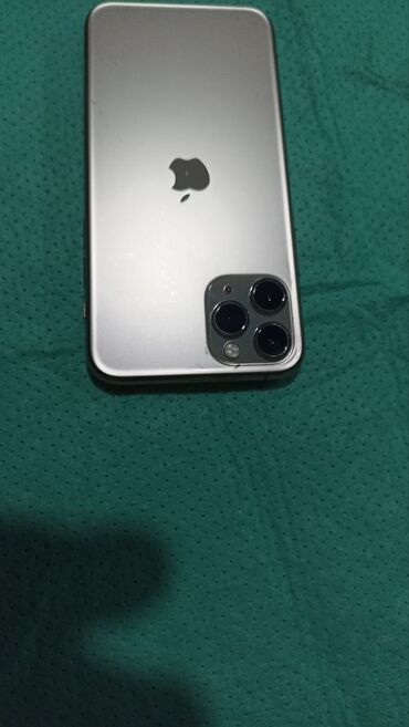 Apple iPhone: IPhone 11 Pro, Б/у, 256 ГБ, Золотой, Чехол, Кабель, 86 %