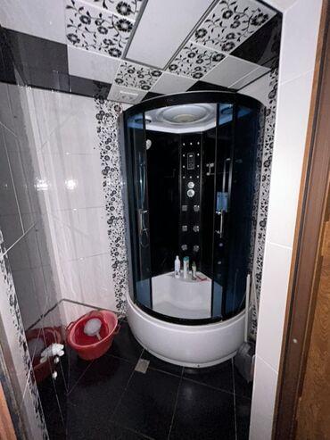 Günlük kirayə mənzillər: 3 otaqlı — 10