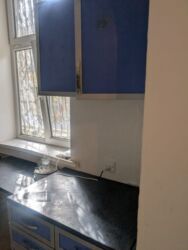 Uzunmüddətli kirayə mənzillər: Bakixanov qəsəbəsi(Razin),Kristal şadlıq sarayın yanında,1/3 binada — 6