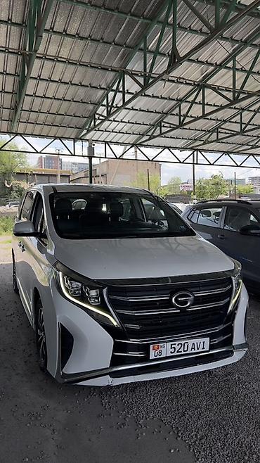 GAC: GAC M8 (минивэн, 7 мест) 2022 года 2.0 турбо бензин - Кузов: белый — 5