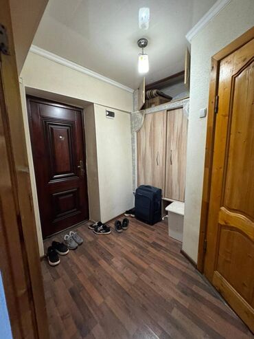 квартира керек васток5: 1 комната, 32 м², Индивидуалка, 5 этаж, Косметический ремонт