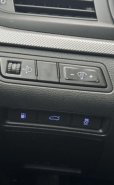 Hyundai: Hyundai Sonata: 2019 г., Бензин, Седан — 16