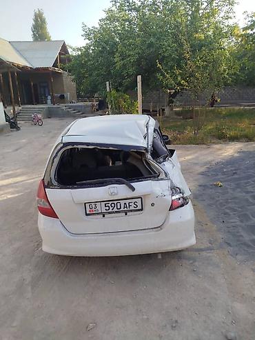 воздушный фильтр фит: Honda Fit: 2003 г., 1.3 л, Вариатор, Бензин, Хэтчбэк — 3