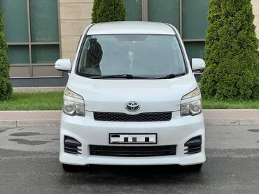 автомобиль тойота венза: Toyota Voxy: 2010 г., 2 л, Автоматтык, Бензин, Вэн/Минивэн