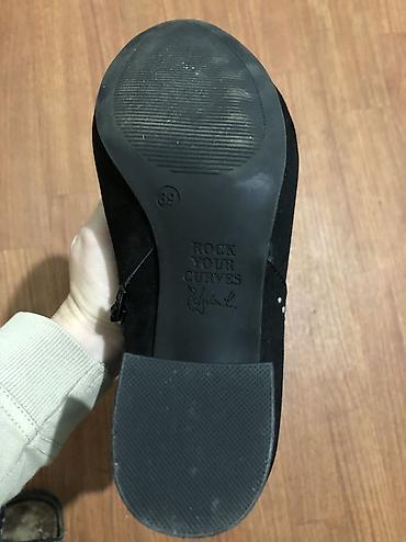Ostale cipele: Brojevi 39,40 — 8