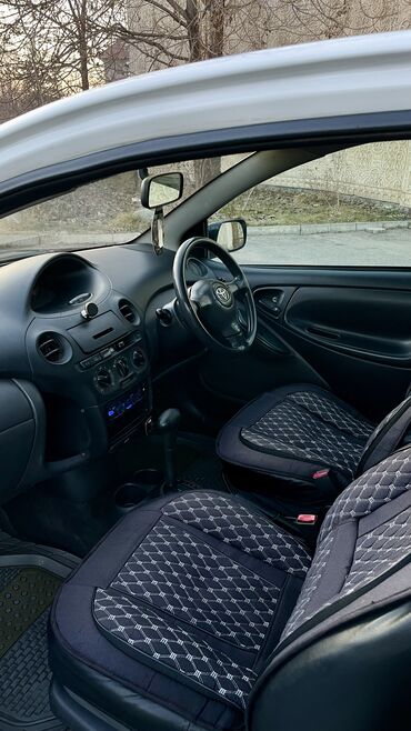 Toyota: Toyota Vitz / Platz / Yaris / Echo: 2003 г., 1 л, Автомат, Бензин, Хэтчбэк — 6