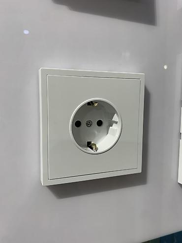 Розетки MISOON М1 — классический дизайн с рамкой Серия М1 от MISOON —