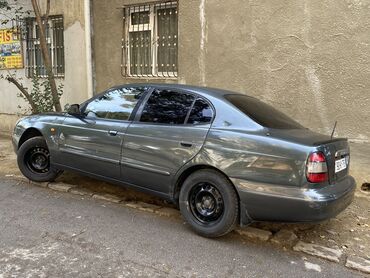 daewoo nubira 1999: Daewoo Leganza: 2 l | 1999 il Sedan