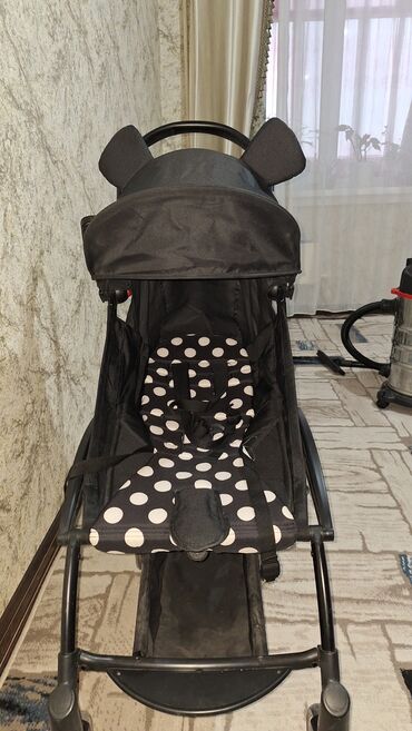 детская коляска гелевые колеса: Коляска, цвет - Черный, Новый