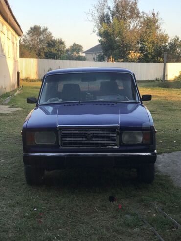 qara 2107: VAZ (LADA) 2107: 1.7 l | 1999 il | 74000 km Sedan