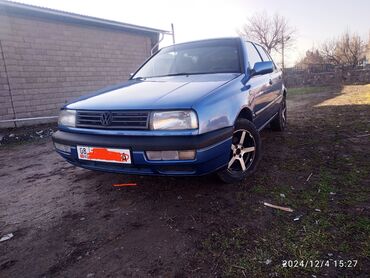 мотоблок с касилкой: Volkswagen Vento: 1993 г., 1.8 л, Механика, Бензин, Седан