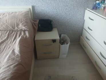 Dolablar: İşlənmiş, Kupe, 2 qapılı Düz dolab, Qarderob, paltar dolabı -da lalafo.az — 15 Dolablar: İşlənmiş, Kupe, 2 qapılı Düz dolab, Qarderob, paltar dolabı — 15