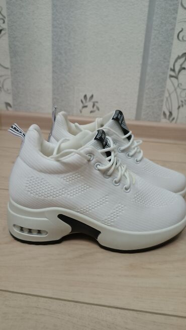 Резиновые сапоги: Резиновые сапоги, 37, Новый, цвет - Белый, Самовывоз — 9