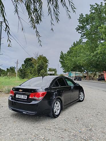 Chevrolet: Chevrolet Cruze: 1.4 л | 2014 г. 1460000 км Седан — 2