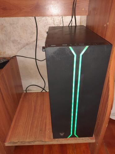 Masaüstü kompüterlər və iş stansiyaları: Manitor msi 24, 144gz oyun ucun.ram 16 core i7 3770.vidiokart rx 560 4 — 4