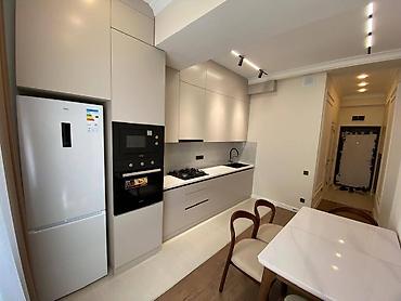 Продажа квартир: 1 комната, 43 м², Элитка, 2 этаж, Дизайнерский ремонт — 2