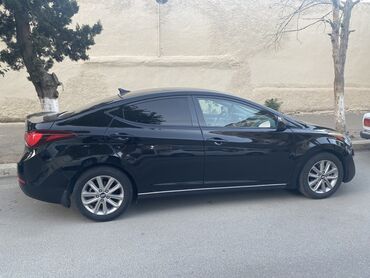 Hyundai: Hyundai Elantra: 1.8 l | 2015 il Sedan — 5