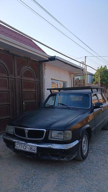 QAZ 3110 Volga: 2.4 l | 2001 il 363998 km Sedan