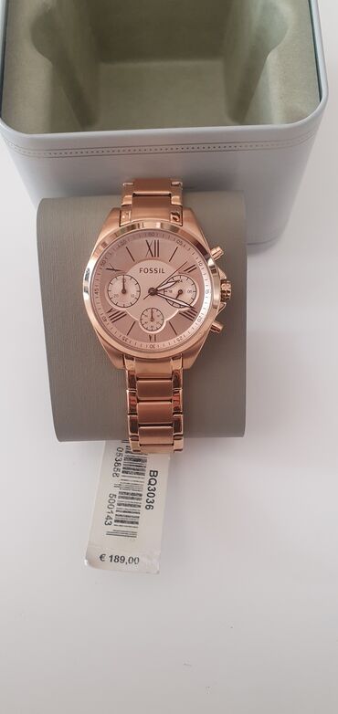 oriflame satovi: Classic watch, Fossil, Female