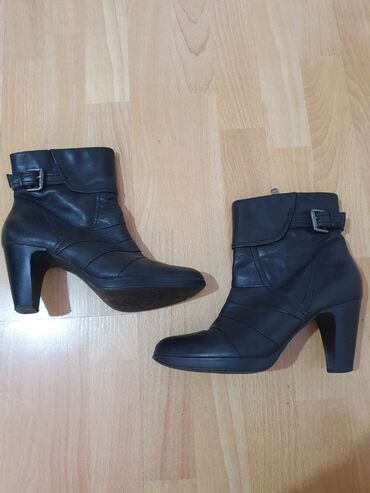 Ankle boots: Ankle boots, 40