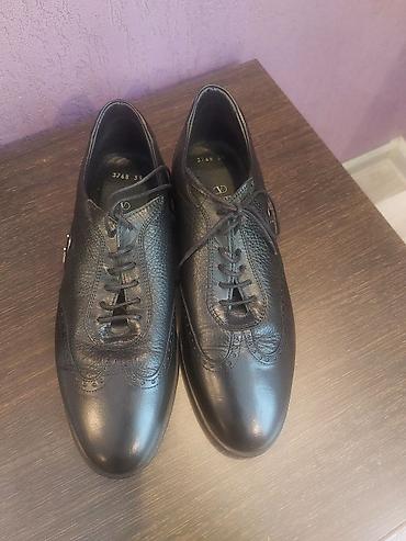 Ayaqqabılar: Valentino Garavani kişi ayaqqabısı - Model: Broq detallı bağlamalı — 1
