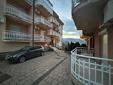 garaze: Dvosobni stan odlično stanje, prvi sprat, Sunčani breg, Vrnjačka Banja — 1