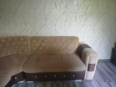 Asılqanlar: Künc divan, Açılmayan, Bazasız, Parça, Çatdırılma yoxdur