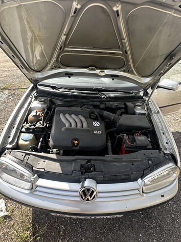 Volkswagen: Volkswagen Golf: 2001 г., 2 л, Автомат, Бензин, Хэтчбэк