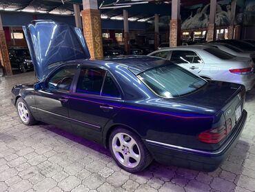 лобовое стекло виндом: Mercedes-Benz E-Class: 1996 г., 3.2 л, Автомат, Бензин, Седан