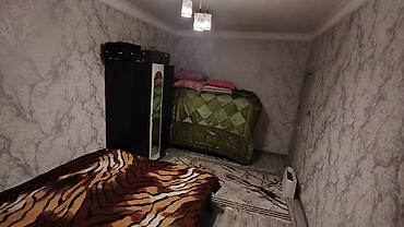 Mənzillər: Bakı, Sahil qəsəbəsi, 4 otaqlı, Köhnə tikili, 81 kv. m — 3