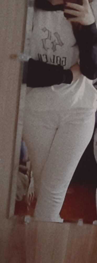 купальники в баку: Ağ şalvar satılır heç bir yerində problemi yoxdur sadəcə balacadı deyə