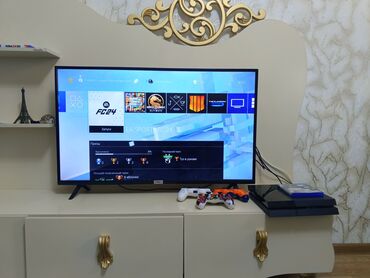 sony playstation 4 дешево: PS 4 FAT 500 GB i̇deal vəzi̇yyətdədi̇r ustada olmayib harda