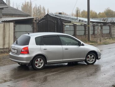срочно продаю в связи с переездом: Honda Civic: 2000 г., 1.5 л, Вариатор, Бензин, Хетчбек