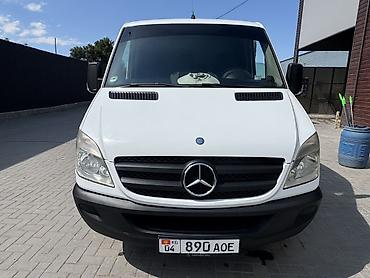 Mercedes-Benz Sprinter (двухрядная кабина) с бортовой платформой