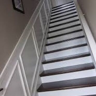 Qapıların təmiri: Qurudulmush taxtadan qapi ve pillekenleri yiqib ve yerinde — 13