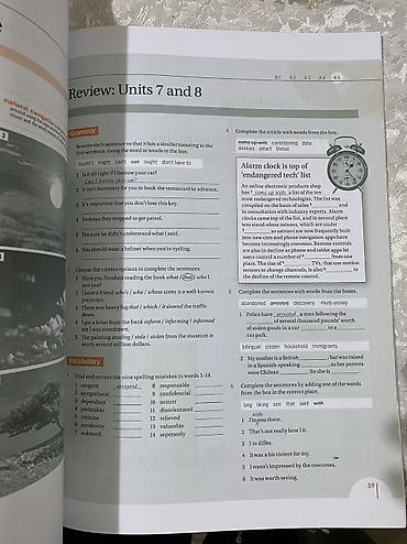 english file elementary pre intermediate: Книга английского, новая, оригинал. Рабочая книга и письменная — 4