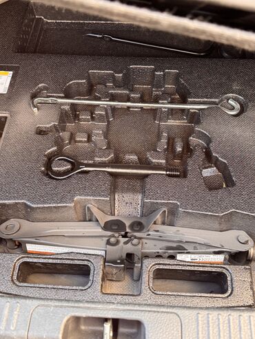 Toyota: Toyota Camry: 2021 г., 2.5 л, Автомат, Бензин, Седан — 9