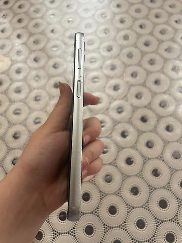 Samsung Galaxy A24 Arxasında cızıqlar var qabag ekranındada yungul var