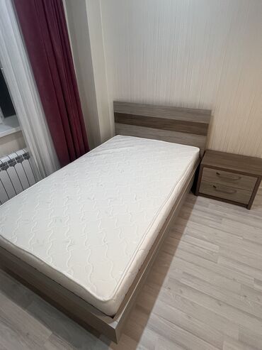 сколько стоит кровать полуторка: Полутораспальная кровать, Б/у, С матрасом, длина - 210 см
