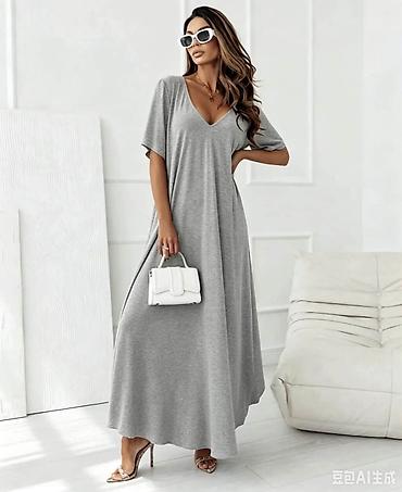 haljina xs s: Haljina za punije
XL 2XL 3XL
2 700 dinara
ML — 5