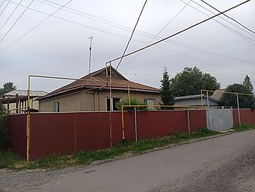дом в канте: Продается дом три спальни, гостиная. Природный газ, три фазы. участок — 1