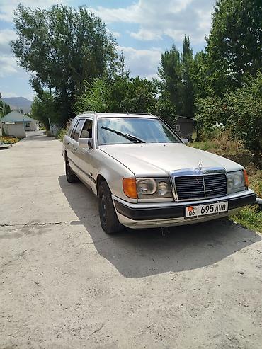 классика мото: Mercedes-Benz W124: 1989 г., 2.5 л, Механика, Дизель, Универсал — 1