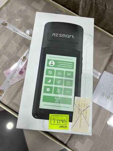 Tullantı qabları: AZSmart mobil POS terminalı, Sadec bir neçə dəfə istifade olunub