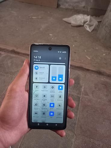 Tecno Spark, rəng - Yaşıl