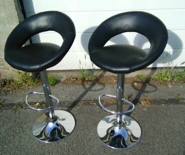 barske stolice metalne: Barska, bоја - Crna, Upotrebljenо