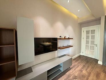 Uzunmüddətli kirayə mənzillər: ✨ PREMIUM TƏKLİF! ✨ 📍 Elmlər metrosuna 5 dəqiqəlik məsafə 🏢 Premium — 5