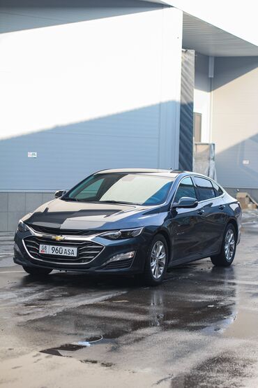 Chevrolet: Chevrolet Malibu: 2019 г., 1.8 л, Вариатор, Гибрид, Седан