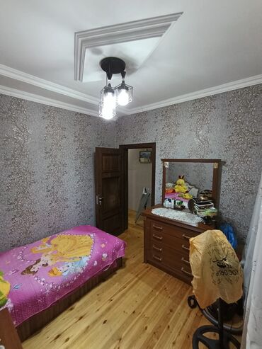 Həyət evləri və villaların satışı: 3 otaqlı, 80 kv. m, Kredit yoxdur, Orta təmir — 12