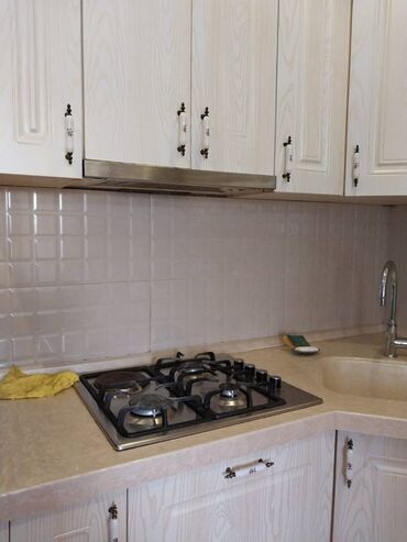 Uzunmüddətli kirayə mənzillər: Qara Qarayev metrosuna yaxın, yeni tikili, 20 mərtəbəli binanın 15-ci — 6