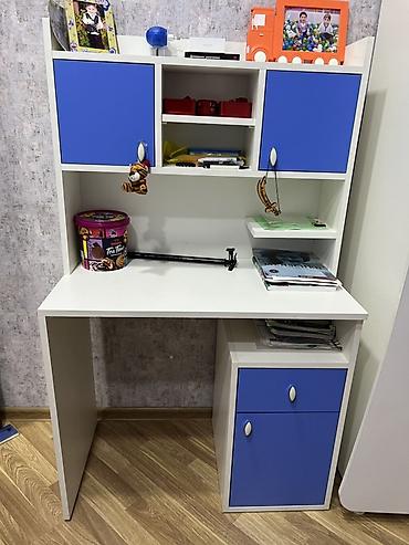 defter üzleri: Uşaq otağı üçün mebel dəsti satılır. Dəstə şəkillərdə görünən 3 əsas — 3